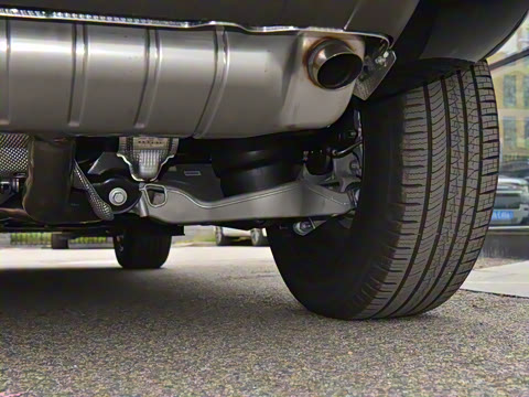 2025�� 110 3.0T P400 X-Dynamic SE