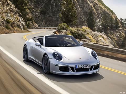 2015�� Carrera 4 Cabriolet GTS 3.8L