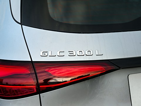 2025 GLC 300 L 4MATIC  7