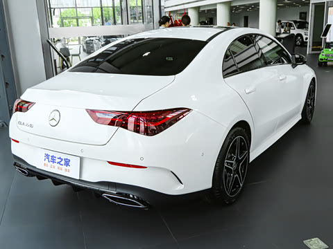 2025�� CLA 220