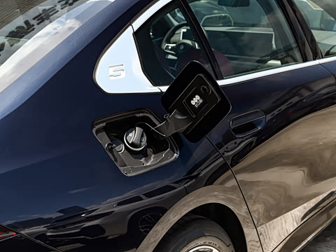 2024�� 530Li xDrive M�˶���װ