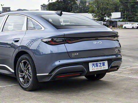 2025�� EV 470KM������