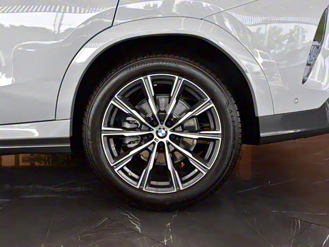 2023�� xDrive30i M�˶���װ