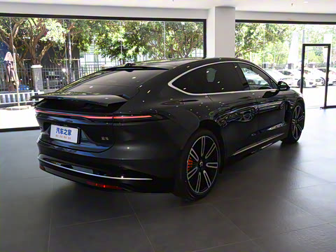 2025�� 102kWh ǩ����