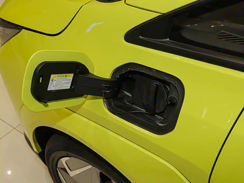 2022�� 510km ����� 160kW 61.13kWh