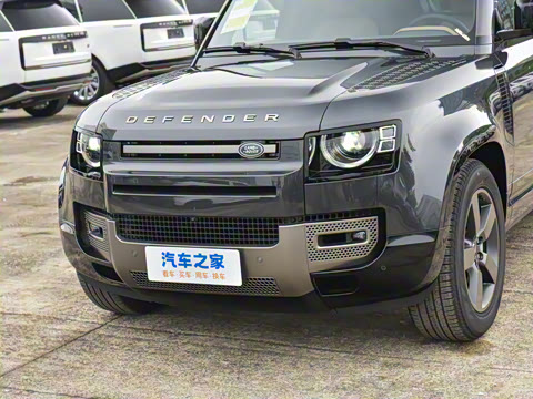 2025�� 110 3.0T P400 X-Dynamic HSE