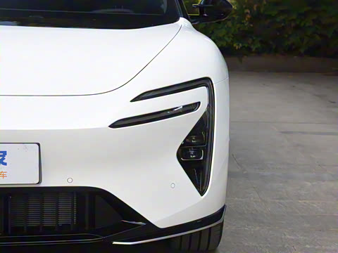 2025�� Ultra�����