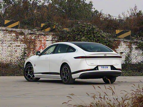 2025��  ���� ����� 525 �����