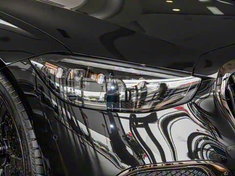 2025�� �Ŀ� S 680 4MATIC ��ҹ��