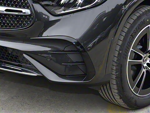 2025�� GLC 260 L 4MATIC ������