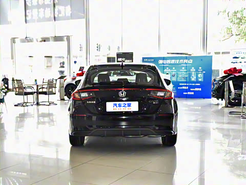 2023�� HATCHBACK 2.0L e:HEV ���װ�