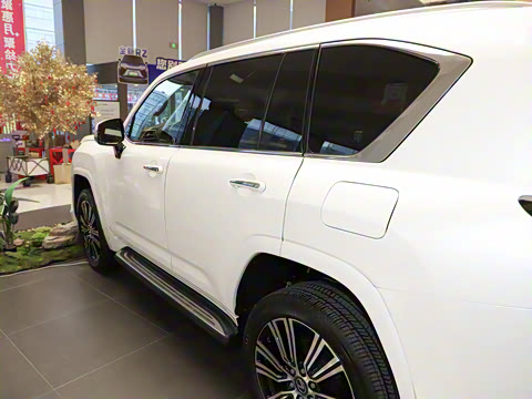 2025�� 700h ����