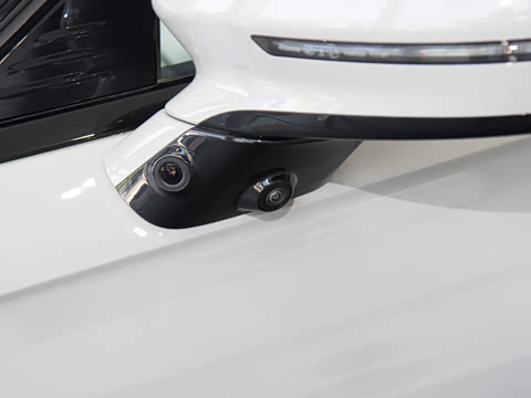 2025�� ���� 760 Max��������������ʻ