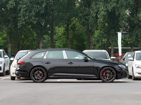 2024��  RS4 Avant ȼ���