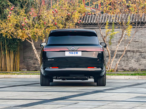 2025�� �콢��