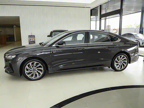 2025�� 2.0T ���ݰ�