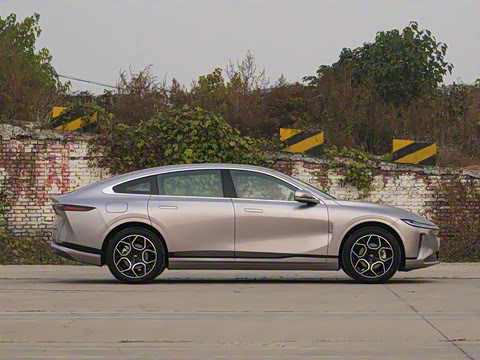 2025��  ���� ����� 525 �����