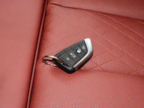 2024�� 325i M�˶���װ