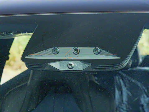 2025�� �Ǽݰ� 305km ���ɰ�