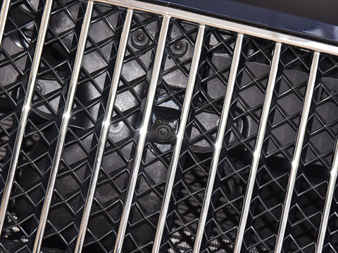 2024�� V8 Edition 8