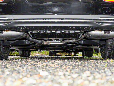 2025�� E 300 L ������