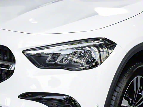 2025�� �Ŀ� GLA 200