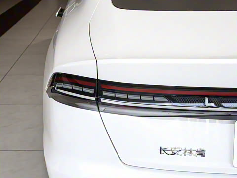 2025�� 2.0T ���а�