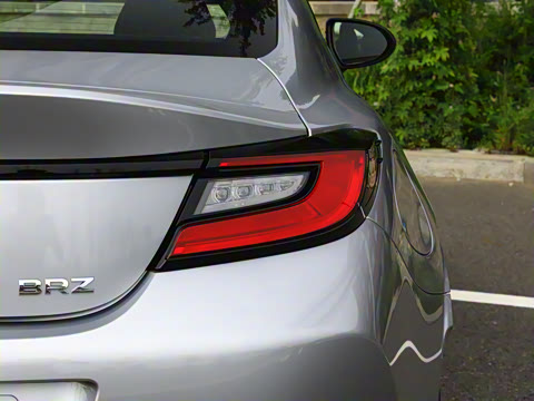 2025�� 2.4L �ֶ���EyeSight STI Sport