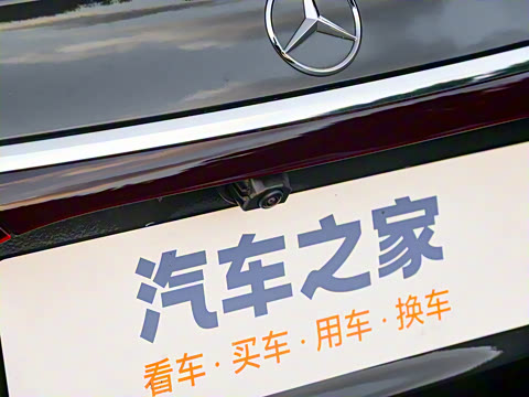 2024�� E 350 e L ���ʽ��϶����γ�