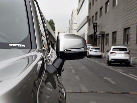 2025�� 700h ��;��