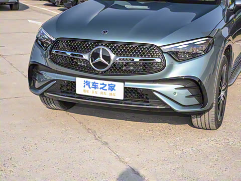 2025�� GLC 300 L 4MATIC ������ 5��