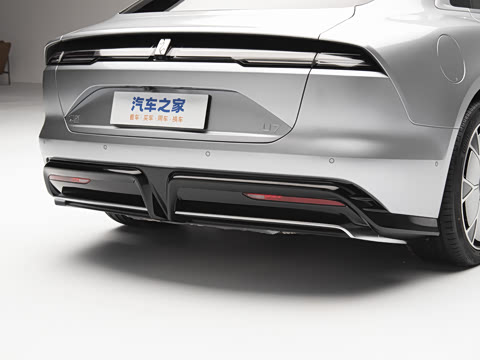 2025�� PHEV ����������