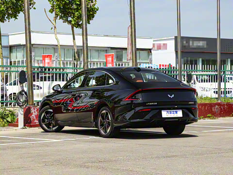 2025�� 610km �����콢��