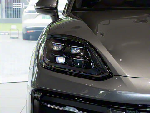 2025�� Cayenne 3.0T ���۰�