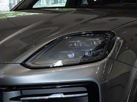 2025�� Cayenne 3.0T ���۰�