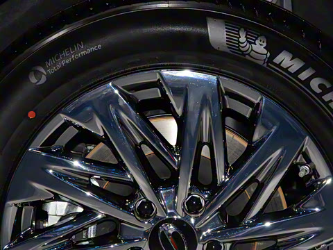 2025�� Ǭ��ϵ�� Ultra ͷ�Ȳ�