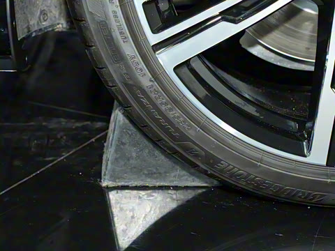 2023�� xDrive60L M�˶���װ