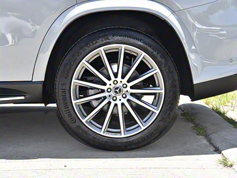 2025�� GLS 450 4MATIC ������