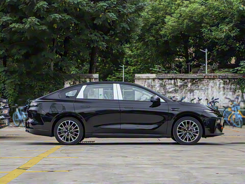 2025�� 550������