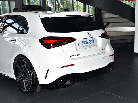 2025�� �Ŀ� AMG A 35 4MATIC