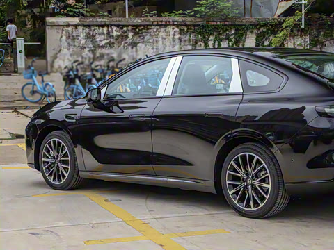 2025�� 550������