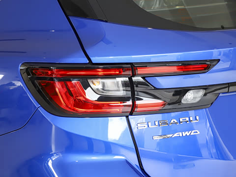 2025�� 2.4T CVT Wagon tS EyeSight