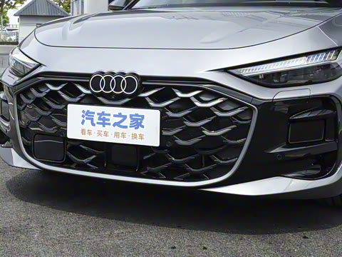 2026�� TFSI quattro 150kW �׷�������