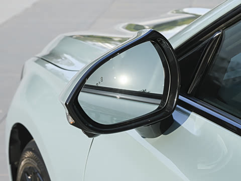 2026�� 2.0T Trophy+ �����Ǽݰ�