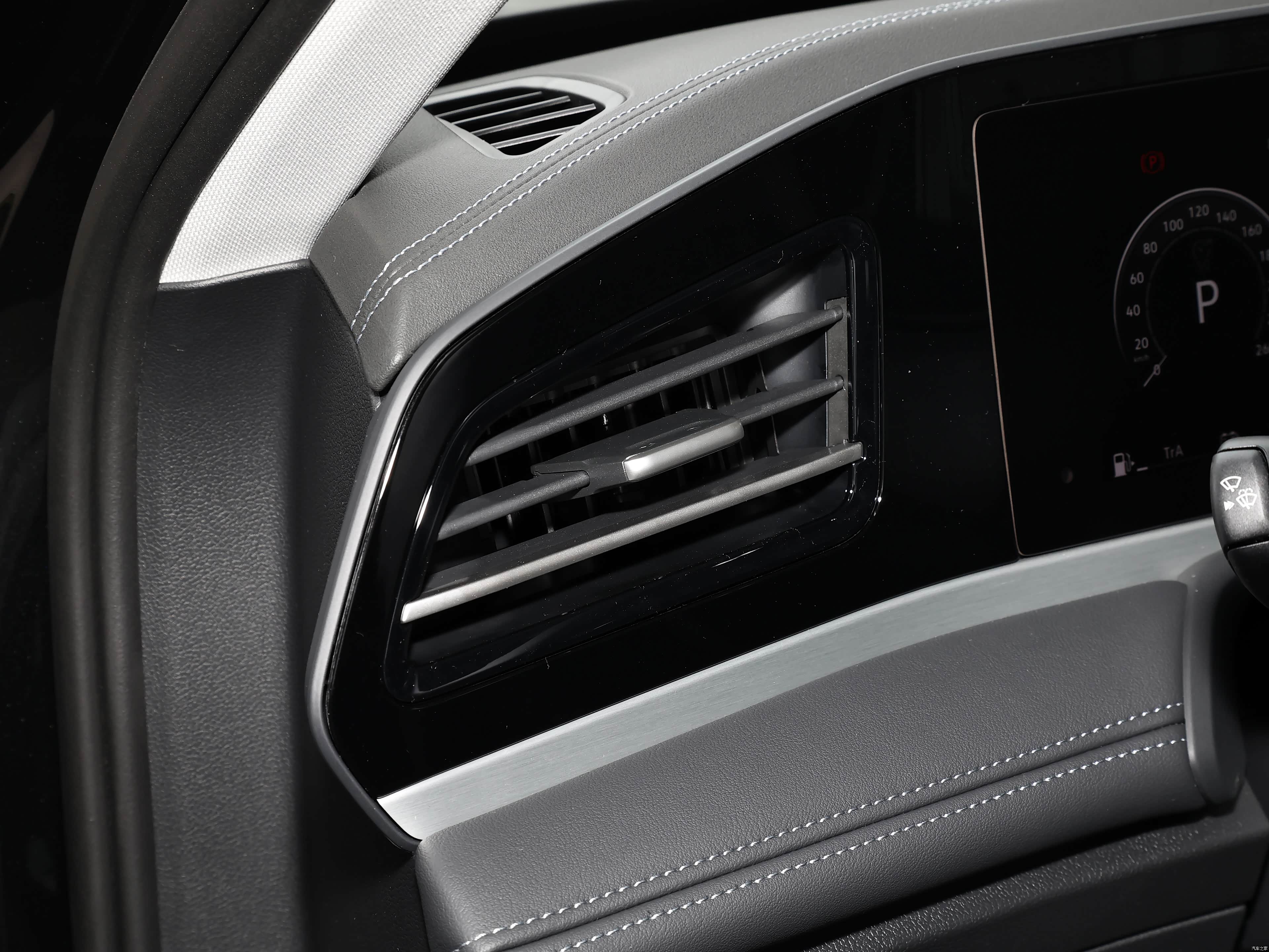 Volkswagen Magotan PHEV, миниатюра 15