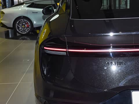 2026�� 600 SE 5��