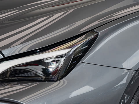 2026�� 2.0T Trophy+ �����˶���