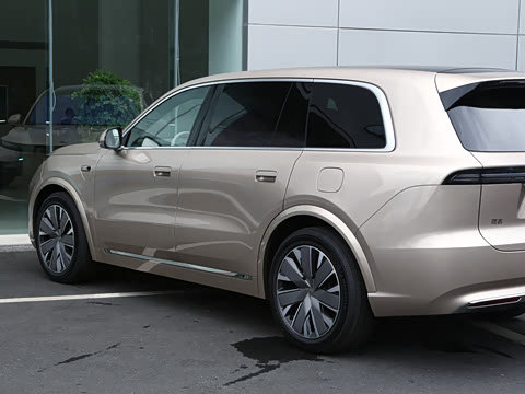 2026�� Ultra