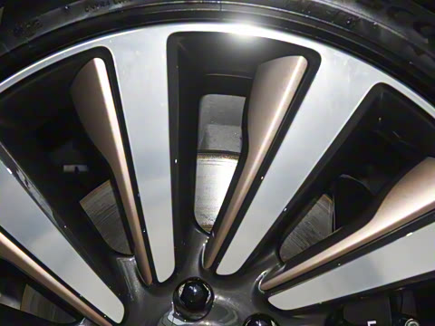 2024�� 3.0 L6 400PS SV���ٴ����ӳ��� 4��