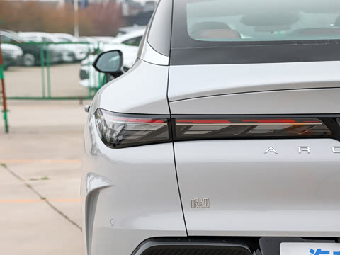 2026�� 630 Ԫ�����а� 185kW